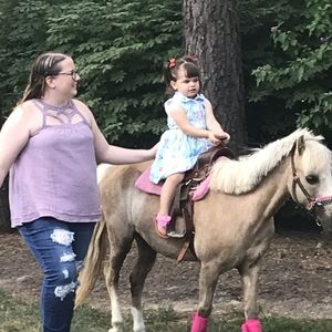 Meet your Posher, Christi